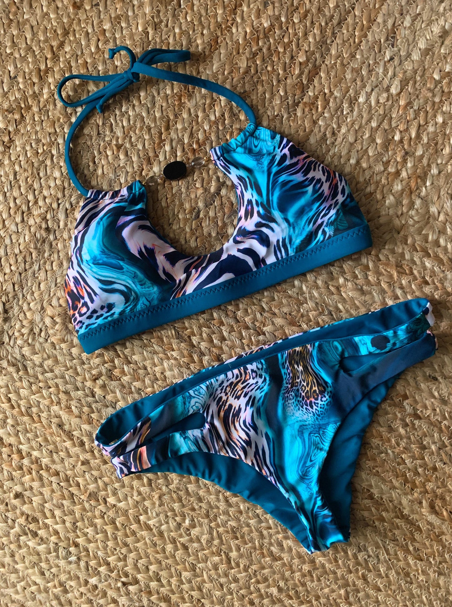 Islet Bikini Bottom - Barbados Blues